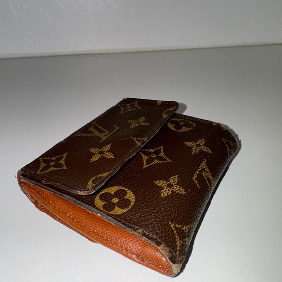 AUTHENTIC Louis Vuitton Monogram Wallet - Picture 4 of 9